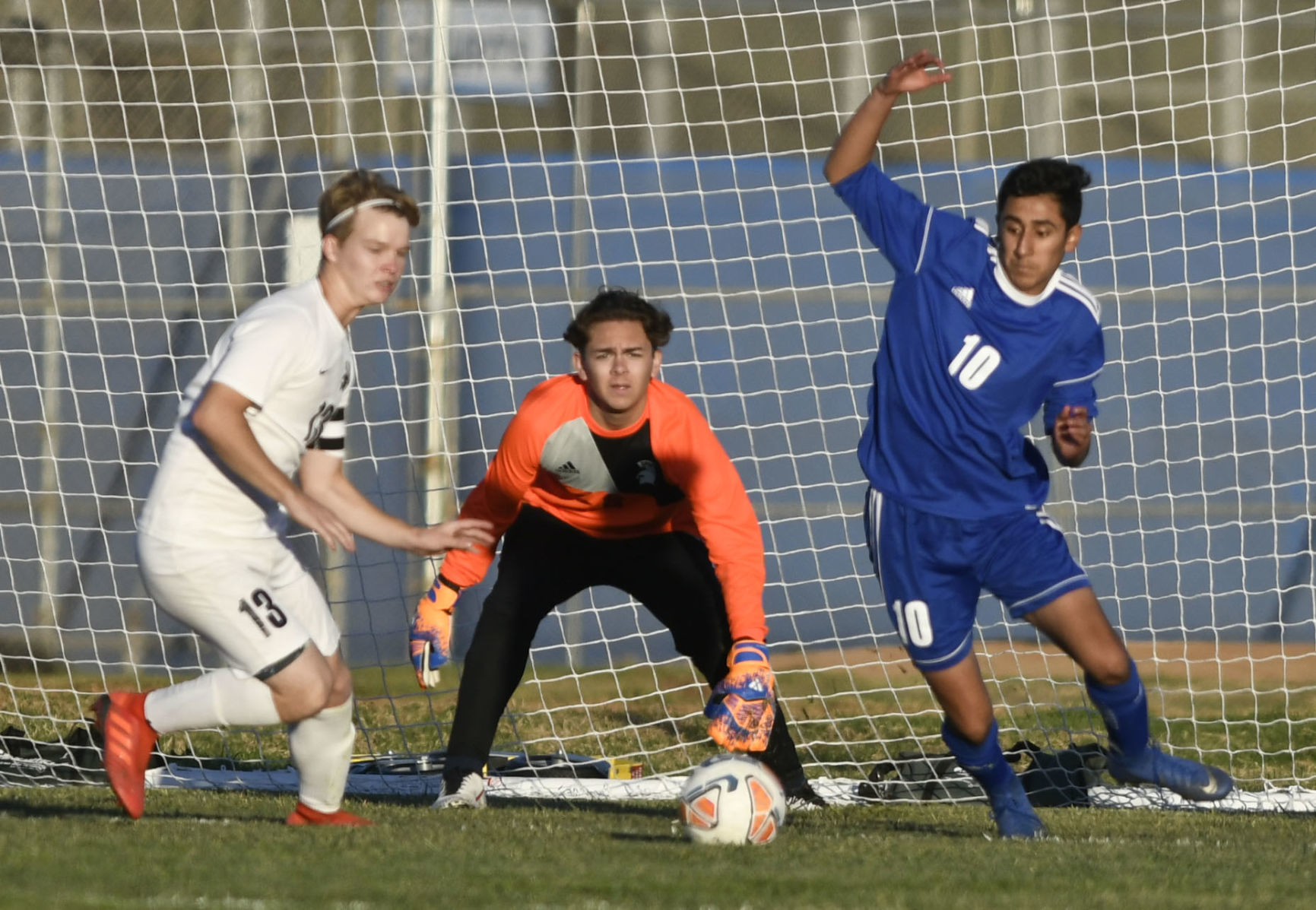 111819 OA Lompoc boys soccer 15.jpg